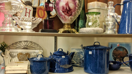 Design on a Budget: Pre-Loved Decorating Magic